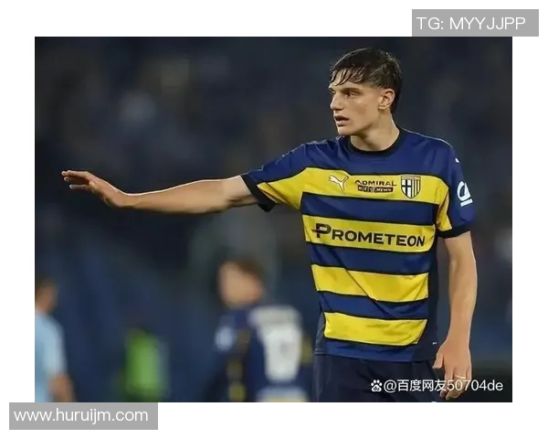 为何一些足球明星手臂看起来更细?深度解析运动员体型与训练的关系 为何一些足球明星手臂看起来更细?深度解析运动员体型与训练的关系