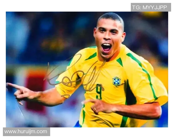 历史十大足球球星荣誉成就全景图解析及排名盘点