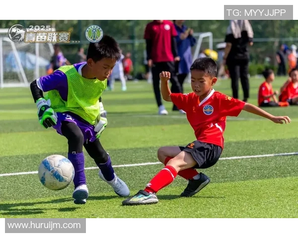 当足球巨星开嗓高歌展现球场之外的音乐魅力 当足球巨星开嗓高歌展现球场之外的音乐魅力